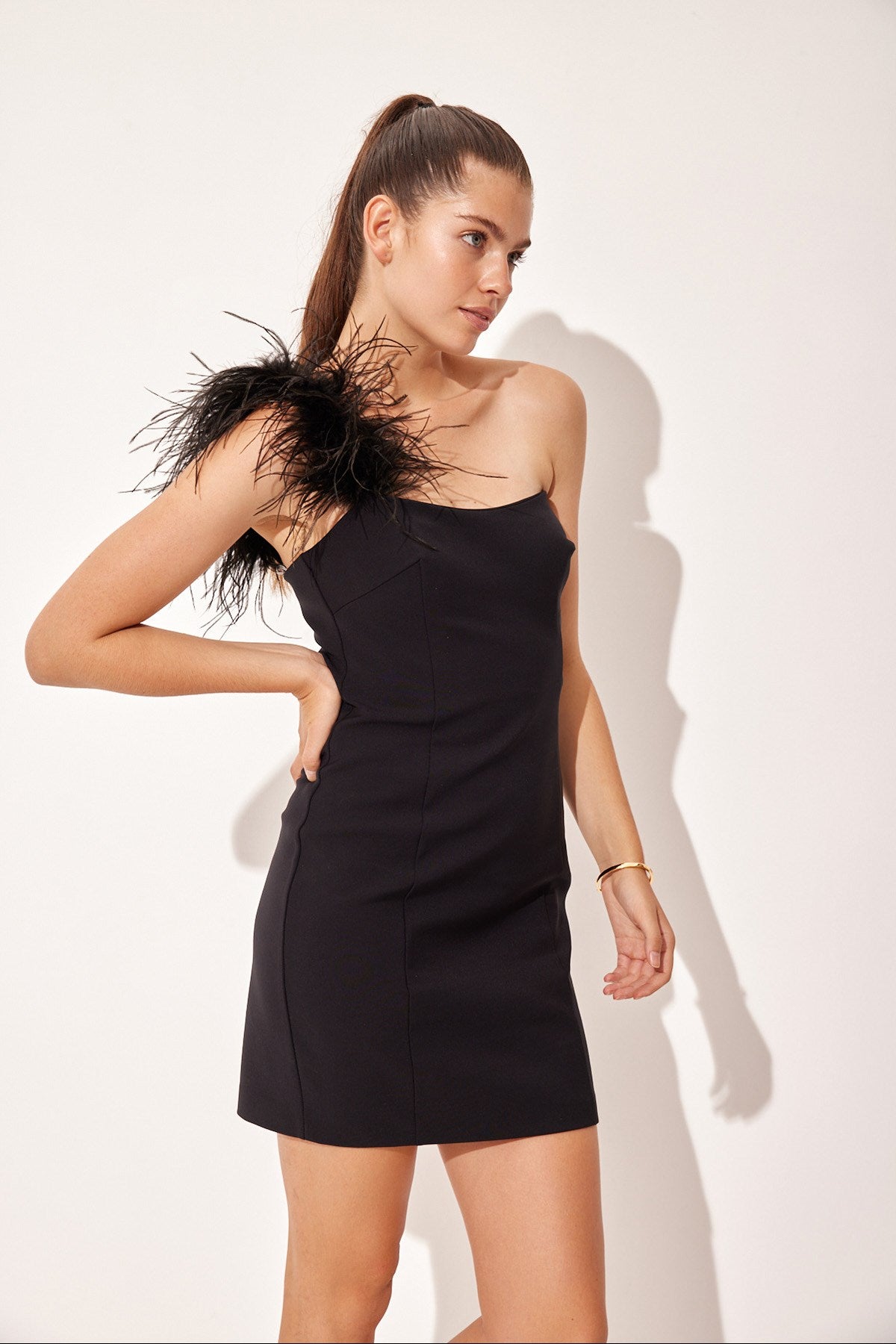 FEATHER BLACK PARTY DRESS